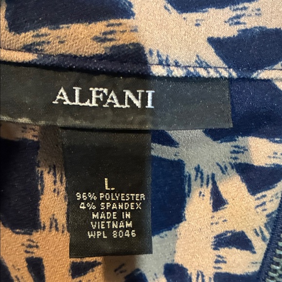 Alfani Navy and Beige Abstract Sleeveless Top - Picture 4 of 5
